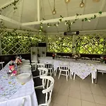 Delia Gardens